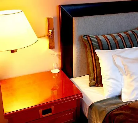 Apartment Promenade Des Anglais Nizza